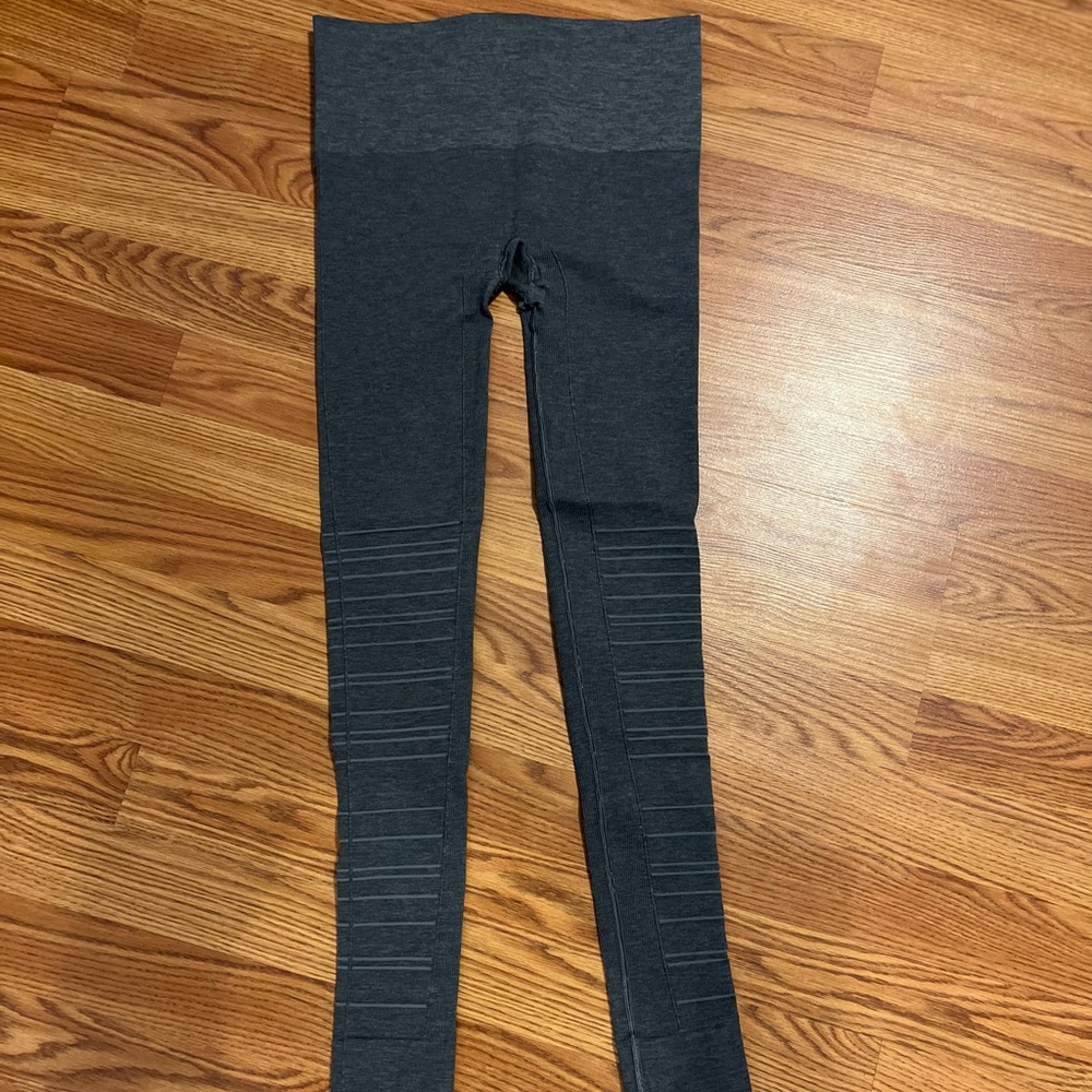 Blanqi leggings, gray, S, excellent condition
